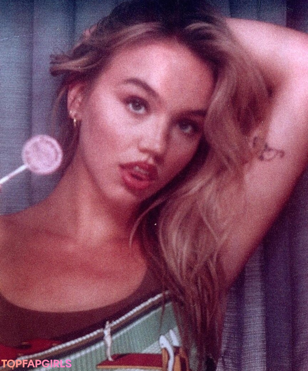 Foto desnuda filtrada de OnlyFans de Emma Brooks #415 Foto desnuda filtrada de OnlyFans de Emma Brooks #415