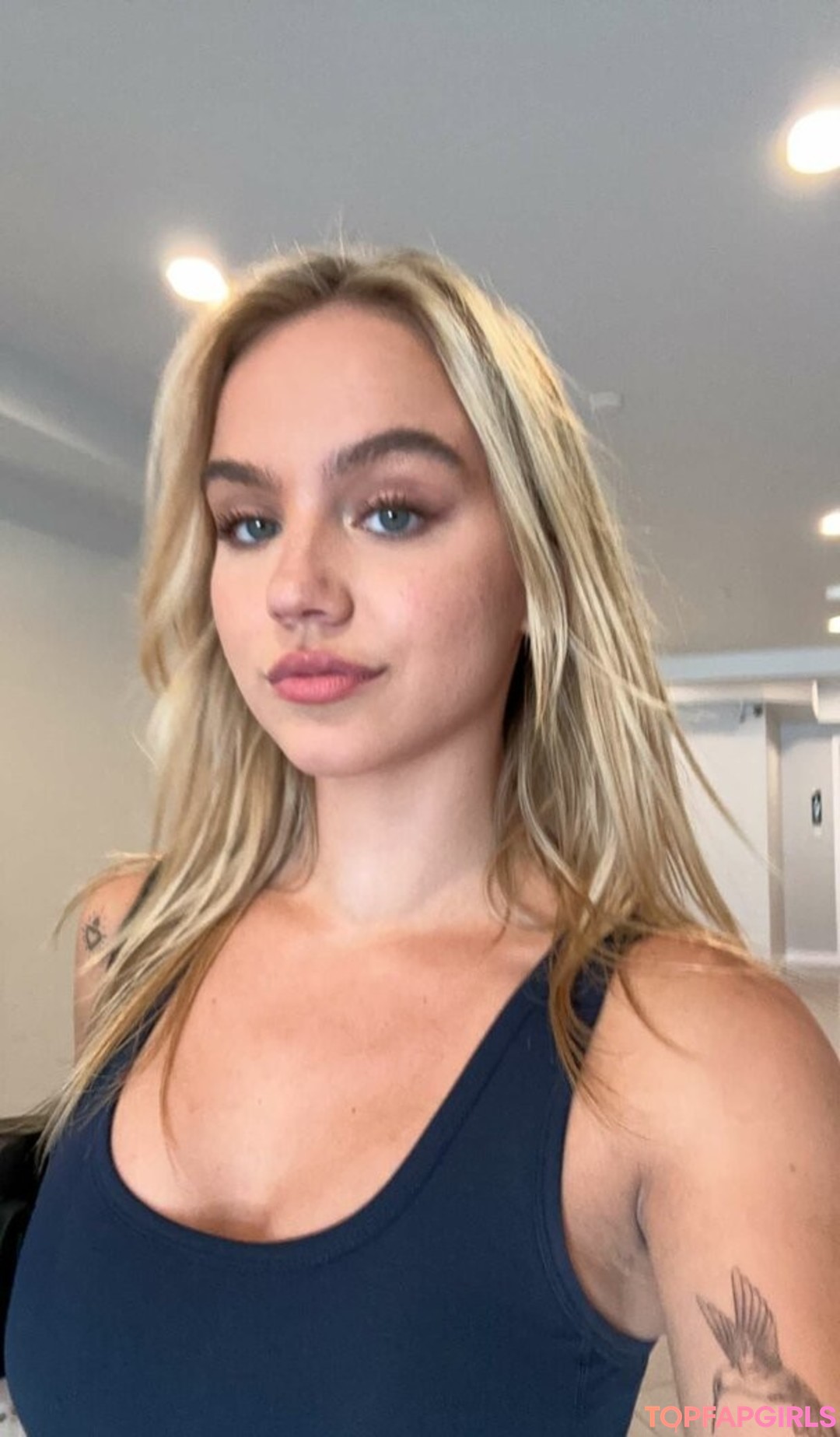 Foto desnuda filtrada de OnlyFans de Emma Brooks #511 Foto desnuda filtrada de OnlyFans de Emma Brooks #511
