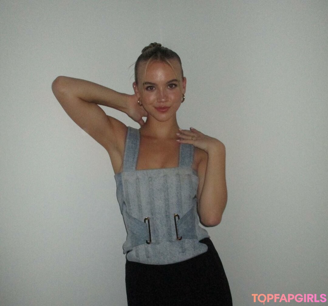 Foto desnuda filtrada de OnlyFans de Emma Brooks #546 Foto desnuda filtrada de OnlyFans de Emma Brooks #546