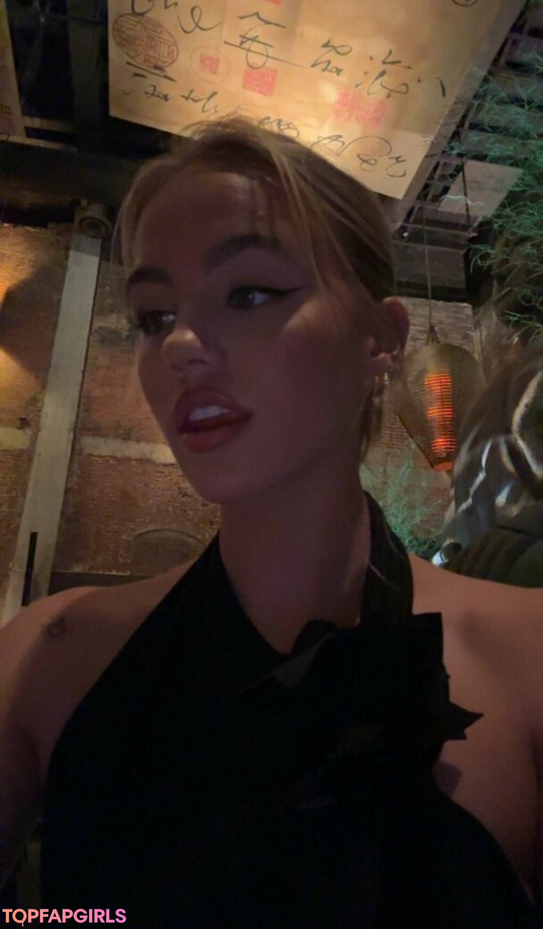 Foto desnuda filtrada de OnlyFans de Emma Brooks #563 Foto desnuda filtrada de OnlyFans de Emma Brooks #563