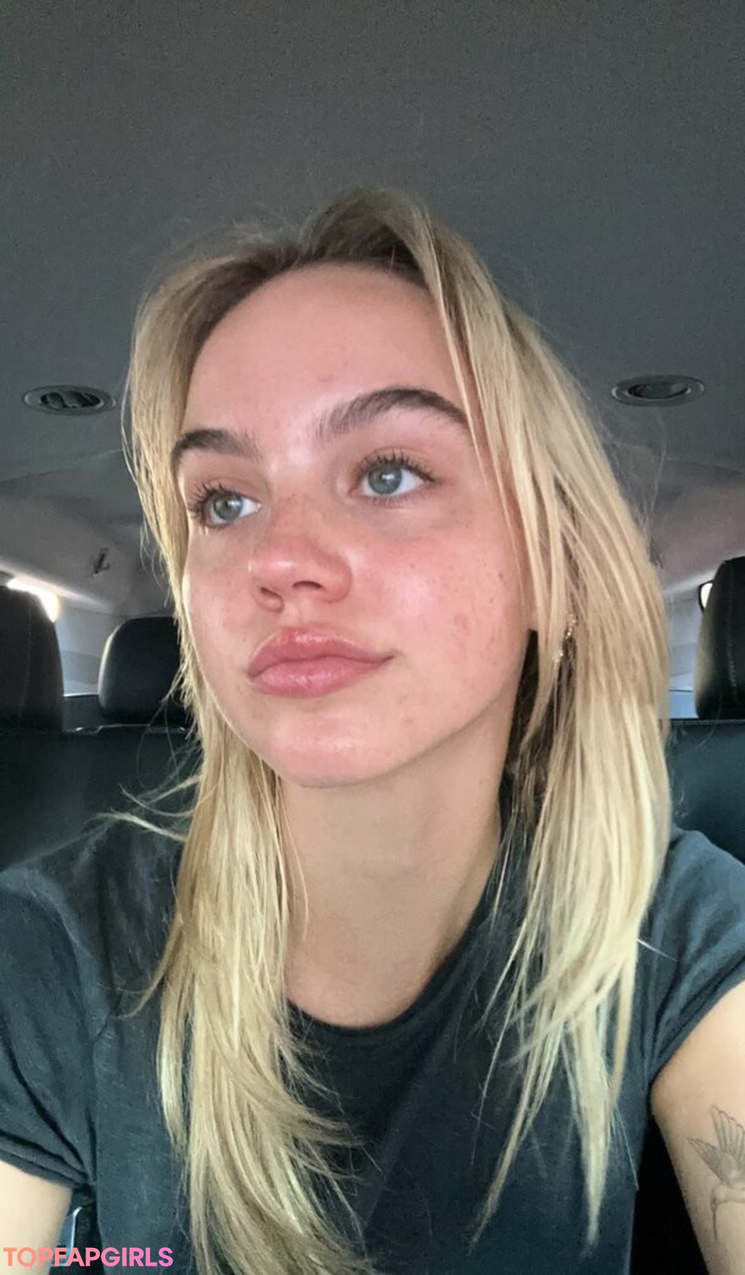 Foto desnuda filtrada de OnlyFans de Emma Brooks #570 Foto desnuda filtrada de OnlyFans de Emma Brooks #570