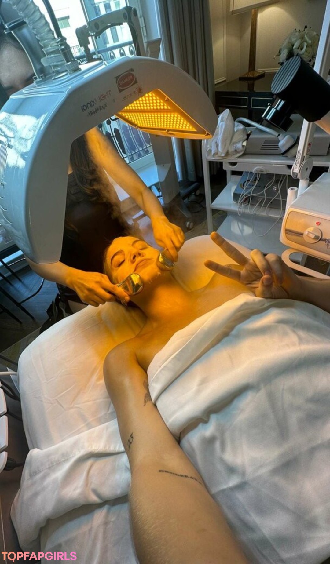 Foto desnuda filtrada de OnlyFans de Emma Brooks #628 Foto desnuda filtrada de OnlyFans de Emma Brooks #628