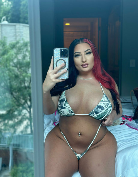 Foto desnuda filtrada de OnlyFans de Officialsophidream