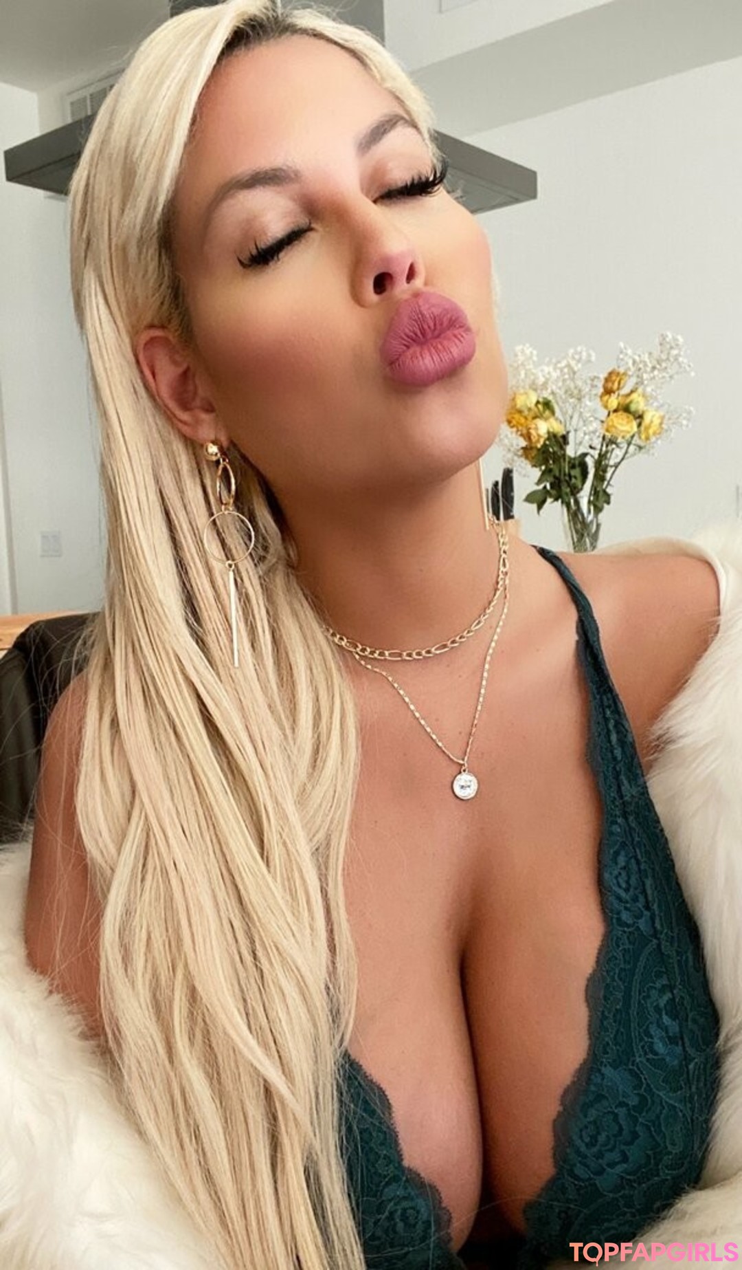 Foto desnuda filtrada de OnlyFans de Bridgetteb #38 Foto desnuda filtrada de OnlyFans de Bridgetteb #38