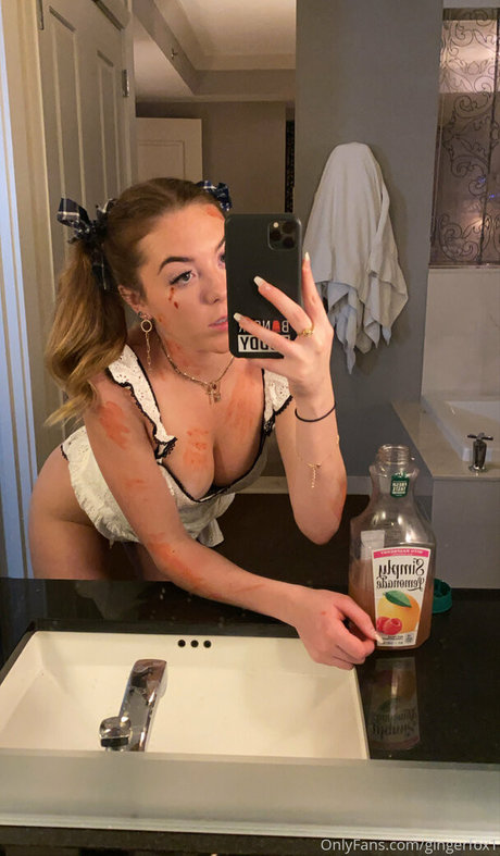 Foto desnuda filtrada de OnlyFans de Gingerfrecklesvip