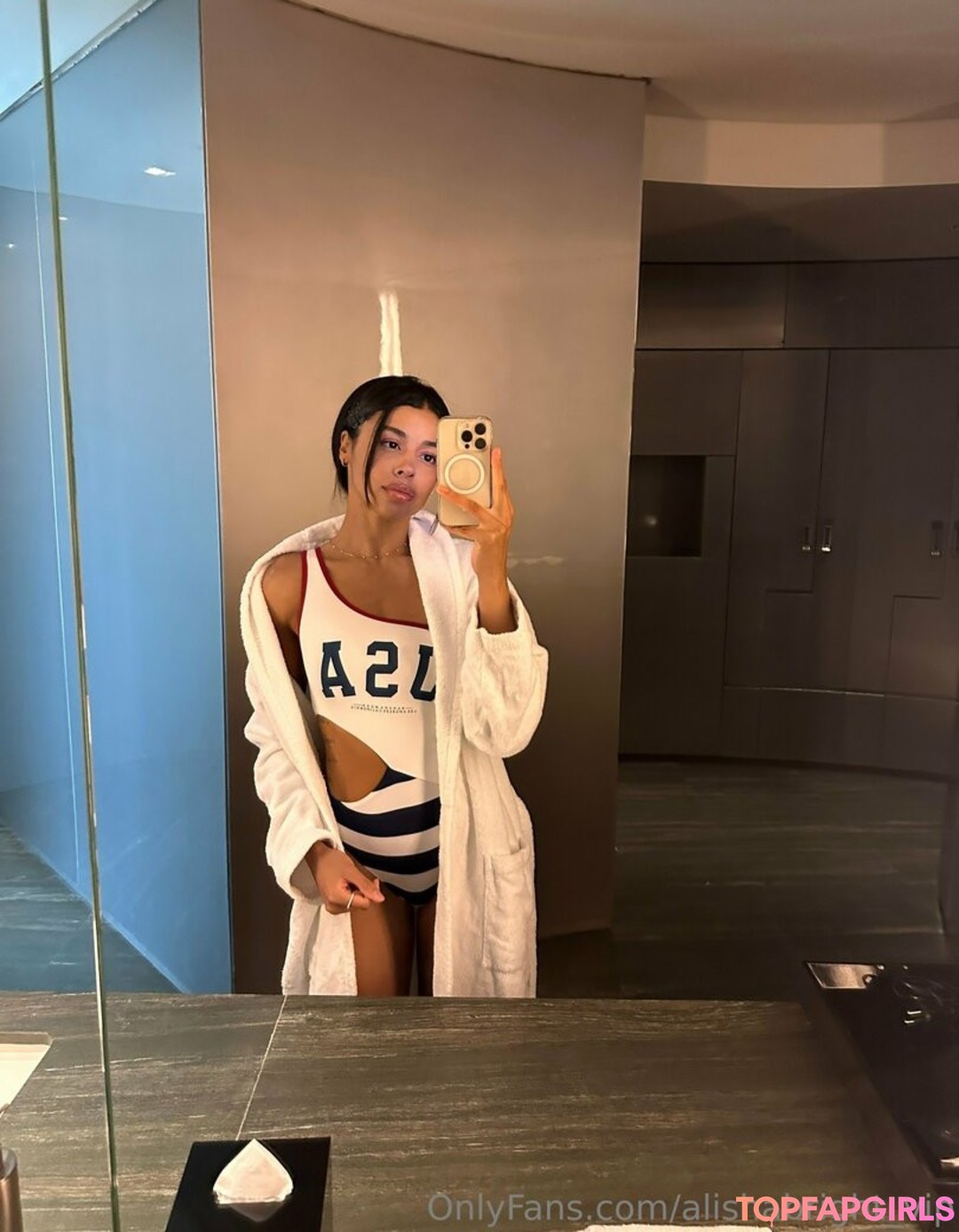 Foto desnuda filtrada de OnlyFans de Alishabrightvip #98 Foto desnuda filtrada de OnlyFans de Alishabrightvip #98