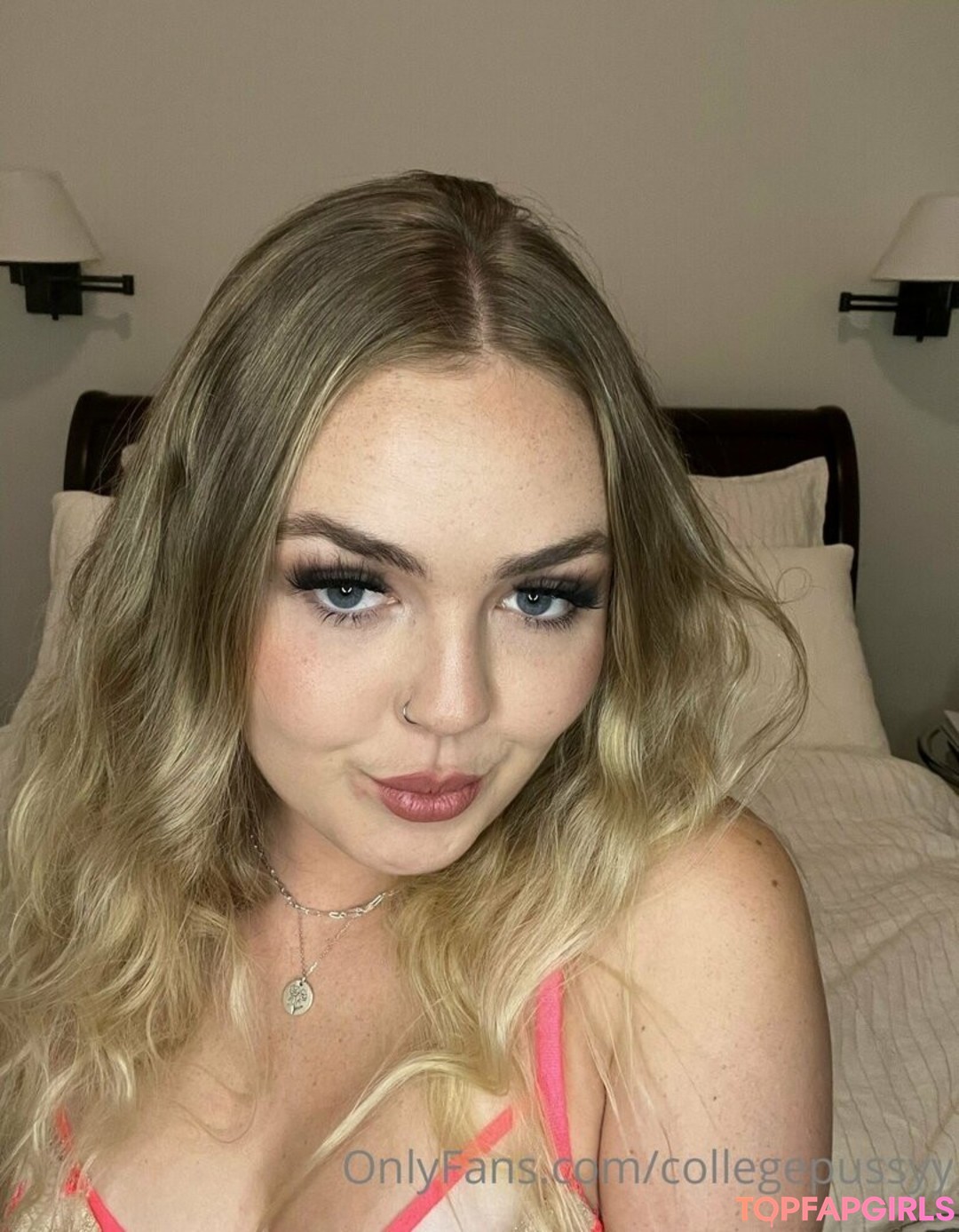 Foto desnuda filtrada de OnlyFans de Collegepussyy #293 Foto desnuda filtrada de OnlyFans de Collegepussyy #293