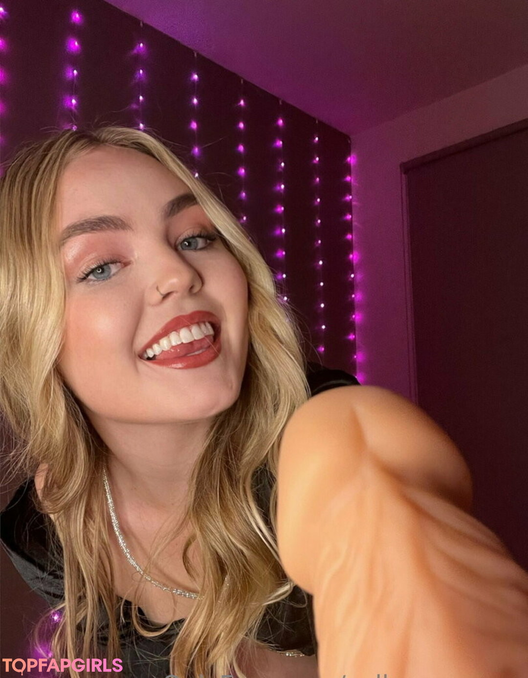 Foto desnuda filtrada de OnlyFans de Collegepussyy #69 Foto desnuda filtrada de OnlyFans de Collegepussyy #69