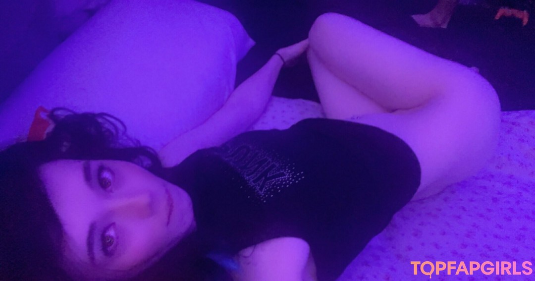 Foto desnuda filtrada de OnlyFans de Puppygirlx3 #18 Foto desnuda filtrada de OnlyFans de Puppygirlx3 #18