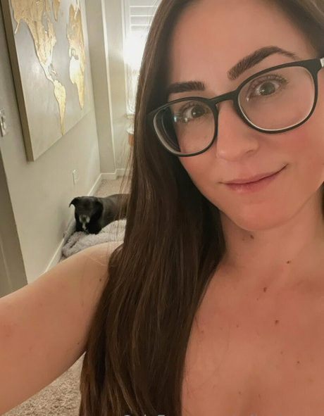 Mila_james