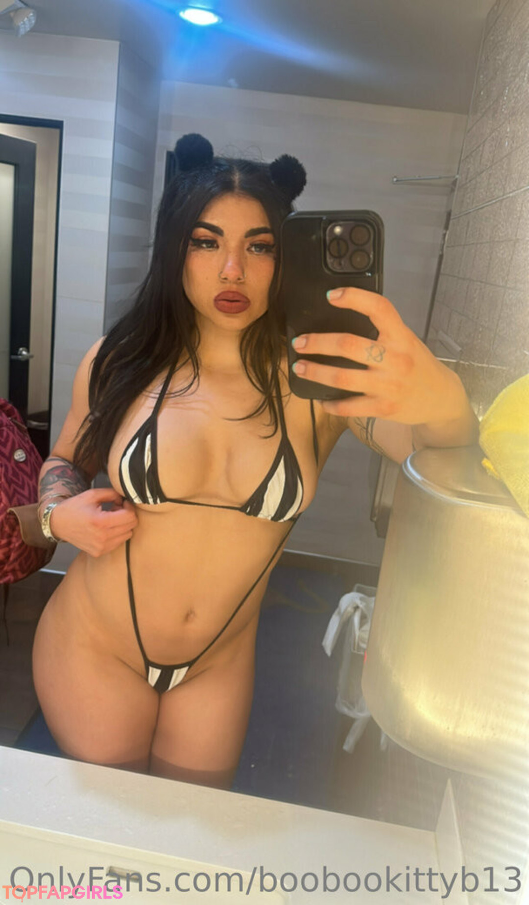 Foto desnuda filtrada de OnlyFans de Boobookittyb13 #277 Foto desnuda filtrada de OnlyFans de Boobookittyb13 #277