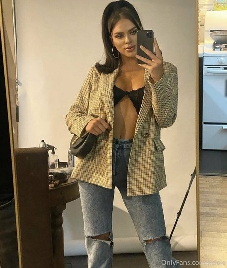 Kelsie