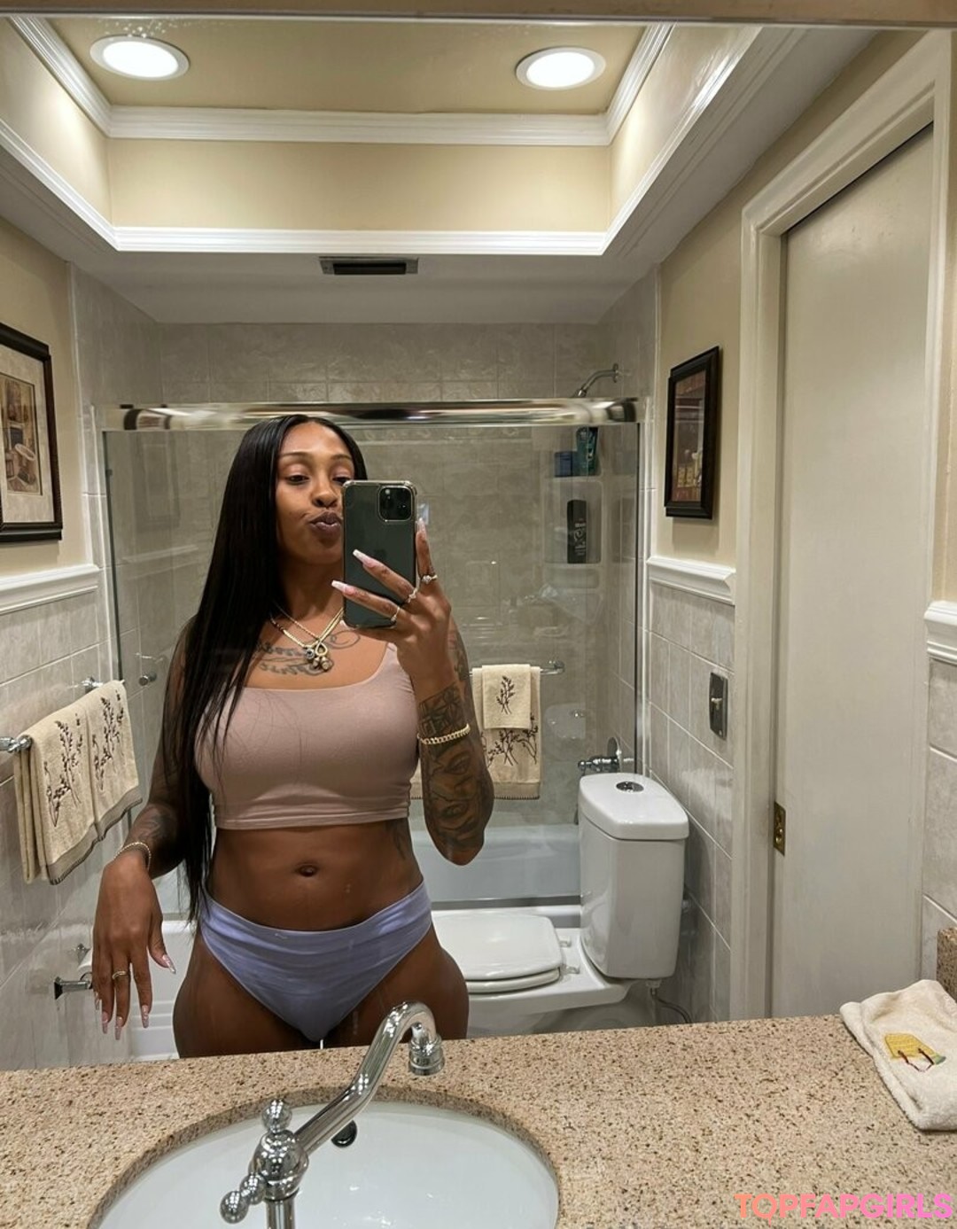 Foto desnuda filtrada de OnlyFans de Iamnikitaknight #76 Foto desnuda filtrada de OnlyFans de Iamnikitaknight #76