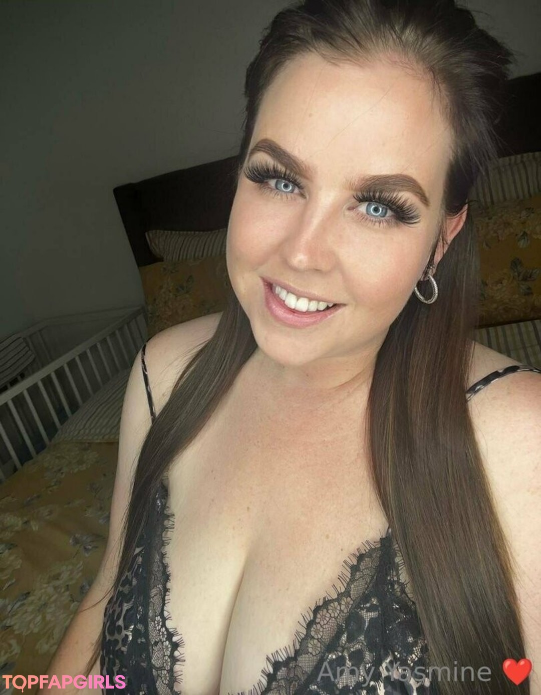 Foto desnuda filtrada de OnlyFans de Amyyasmine #1002