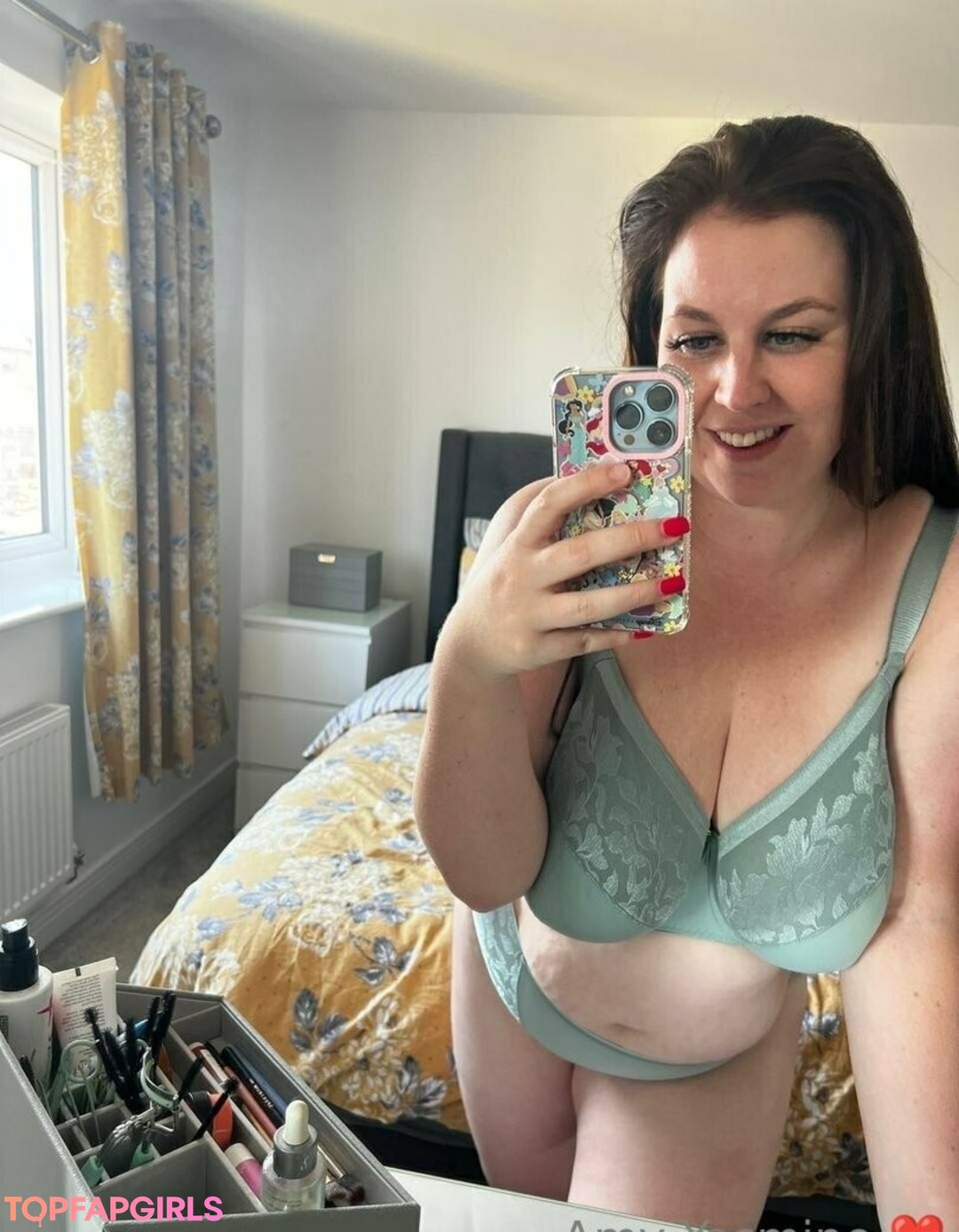 Foto desnuda filtrada de OnlyFans de Amyyasmine #1396 Foto desnuda filtrada de OnlyFans de Amyyasmine #1396