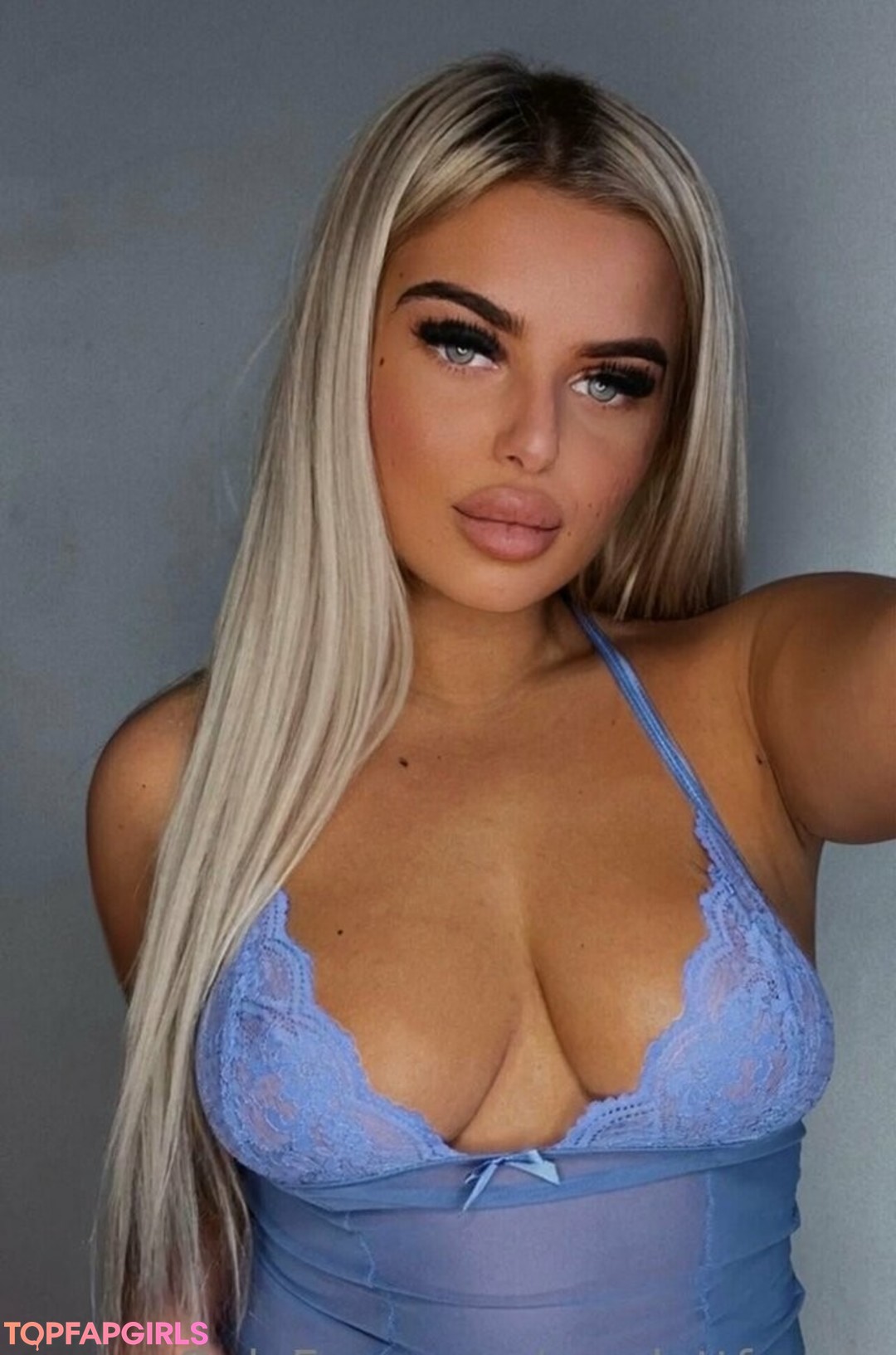 Foto desnuda filtrada de OnlyFans de Scarlettfoxvip #23 Foto desnuda filtrada de OnlyFans de Scarlettfoxvip #23