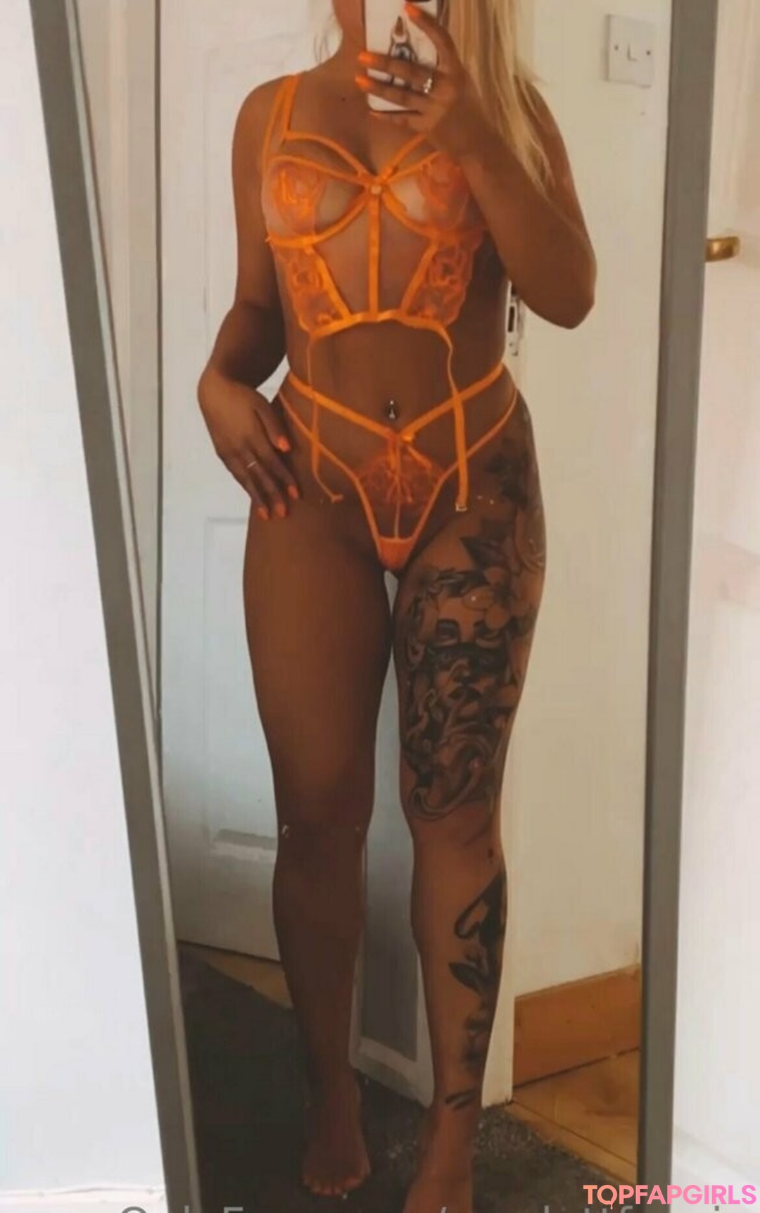Foto desnuda filtrada de OnlyFans de Scarlettfoxvip #39 Foto desnuda filtrada de OnlyFans de Scarlettfoxvip #39