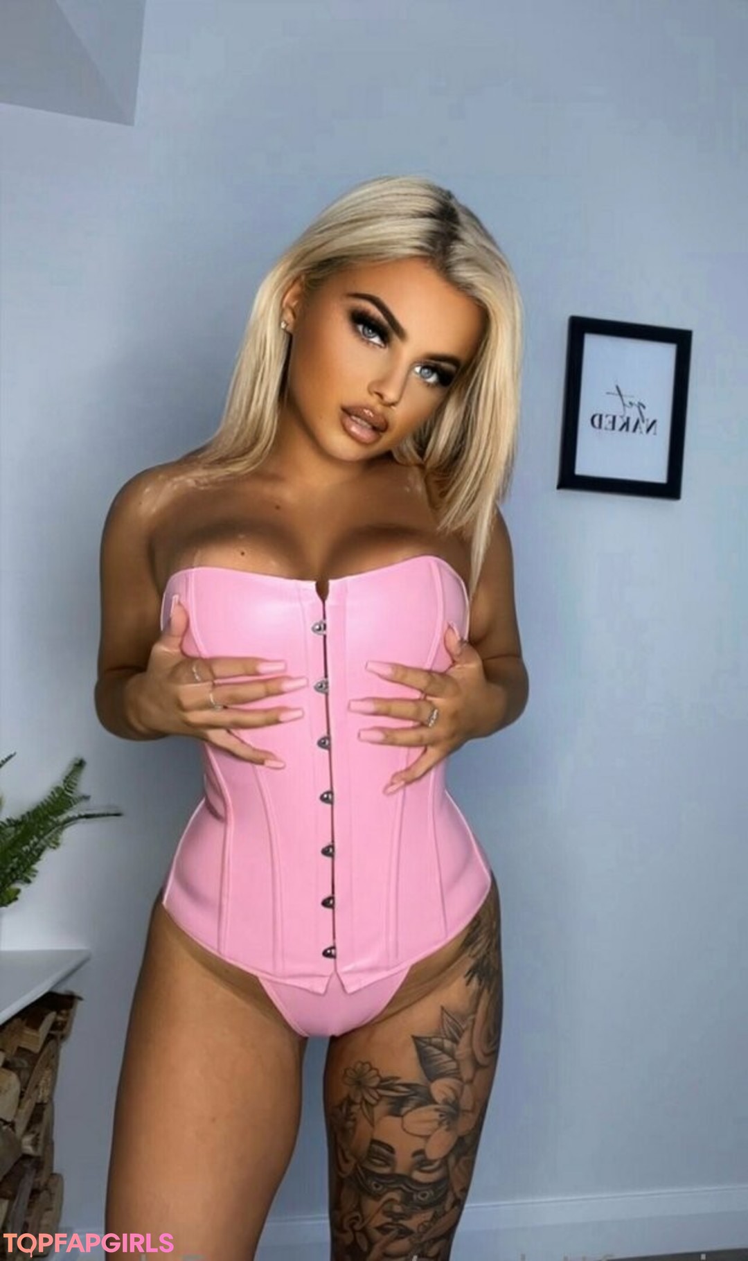 Foto desnuda filtrada de OnlyFans de Scarlettfoxvip #67 Foto desnuda filtrada de OnlyFans de Scarlettfoxvip #67