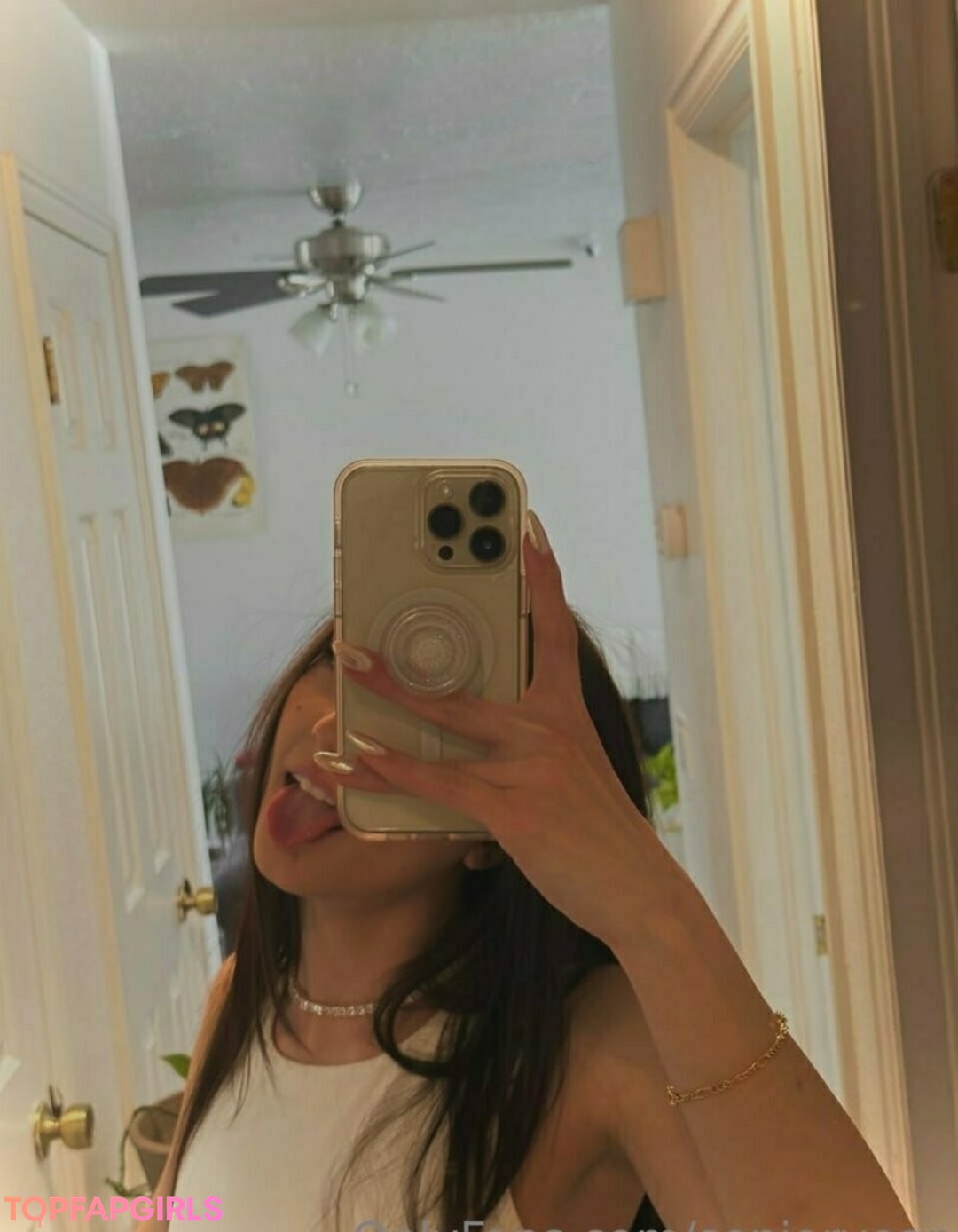 Foto desnuda filtrada de OnlyFans de Senioryear #1003 Foto desnuda filtrada de OnlyFans de Senioryear #1003