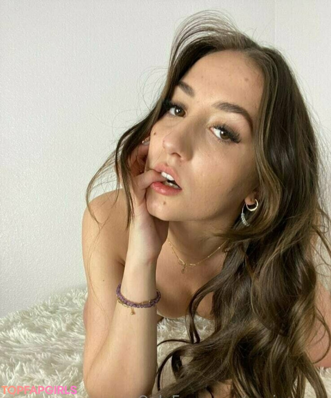 Foto desnuda filtrada de OnlyFans de Senioryear #1058