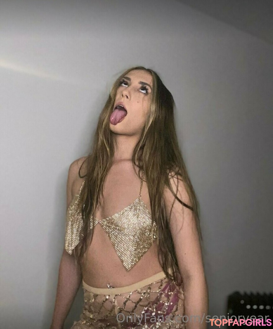 Foto desnuda filtrada de OnlyFans de Senioryear #393 Foto desnuda filtrada de OnlyFans de Senioryear #393