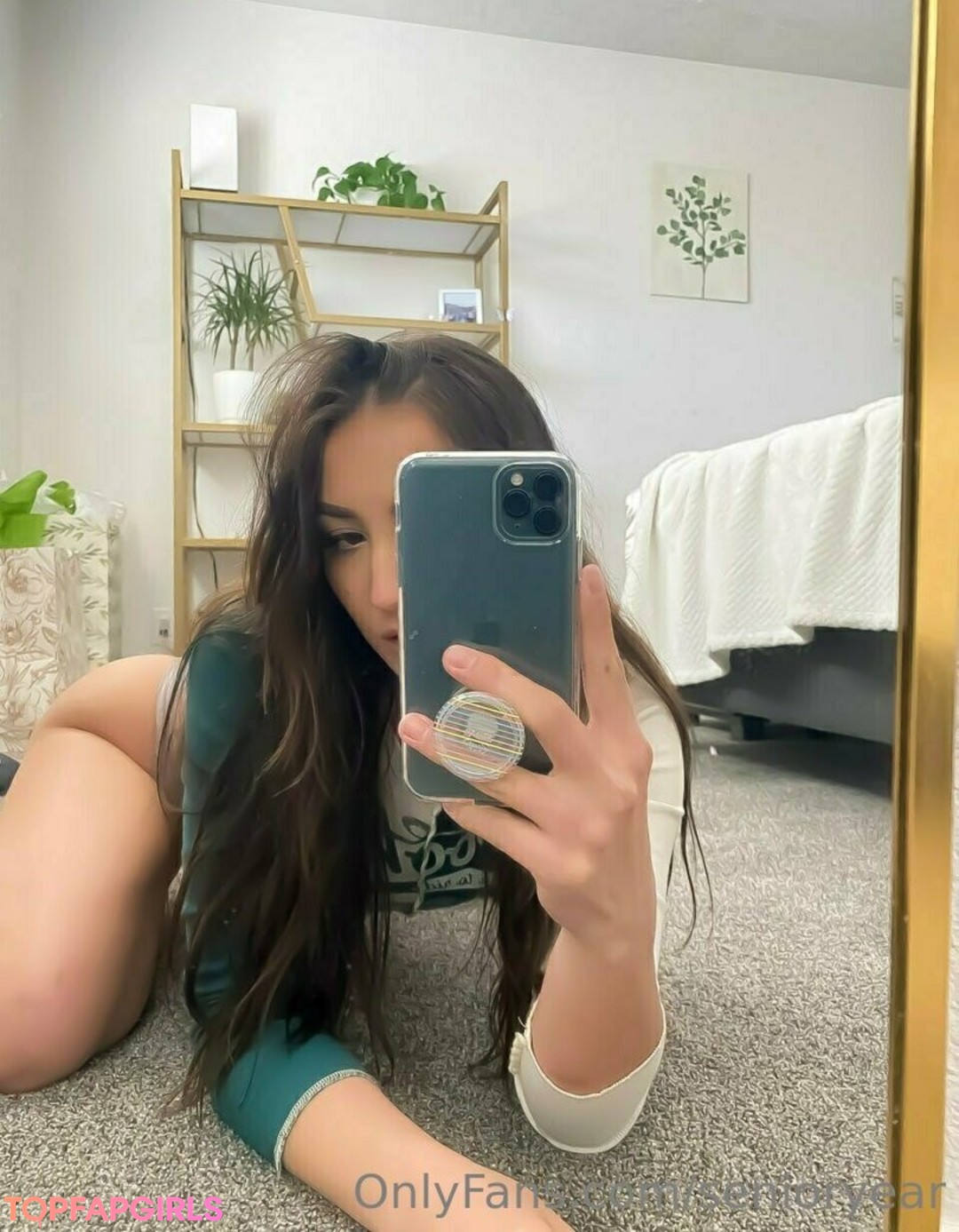 Foto desnuda filtrada de OnlyFans de Senioryear #402 Foto desnuda filtrada de OnlyFans de Senioryear #402