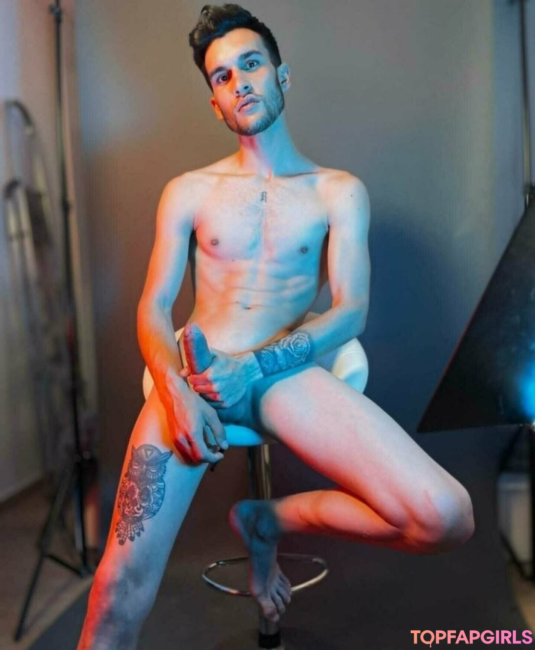 Foto desnuda filtrada de OnlyFans de Thonygreyfree #16 Foto desnuda filtrada de OnlyFans de Thonygreyfree #16