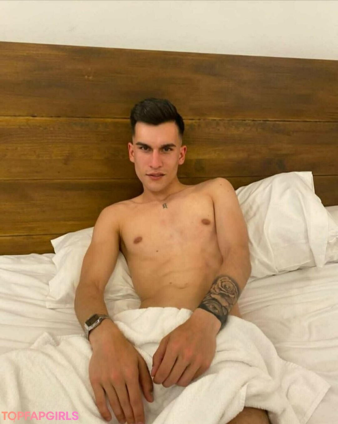 Foto desnuda filtrada de OnlyFans de Thonygreyfree #18 Foto desnuda filtrada de OnlyFans de Thonygreyfree #18