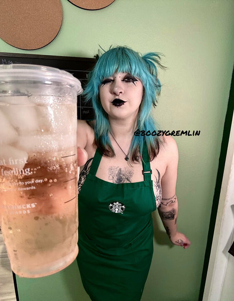 Foto desnuda filtrada de OnlyFans de Boozygremlin