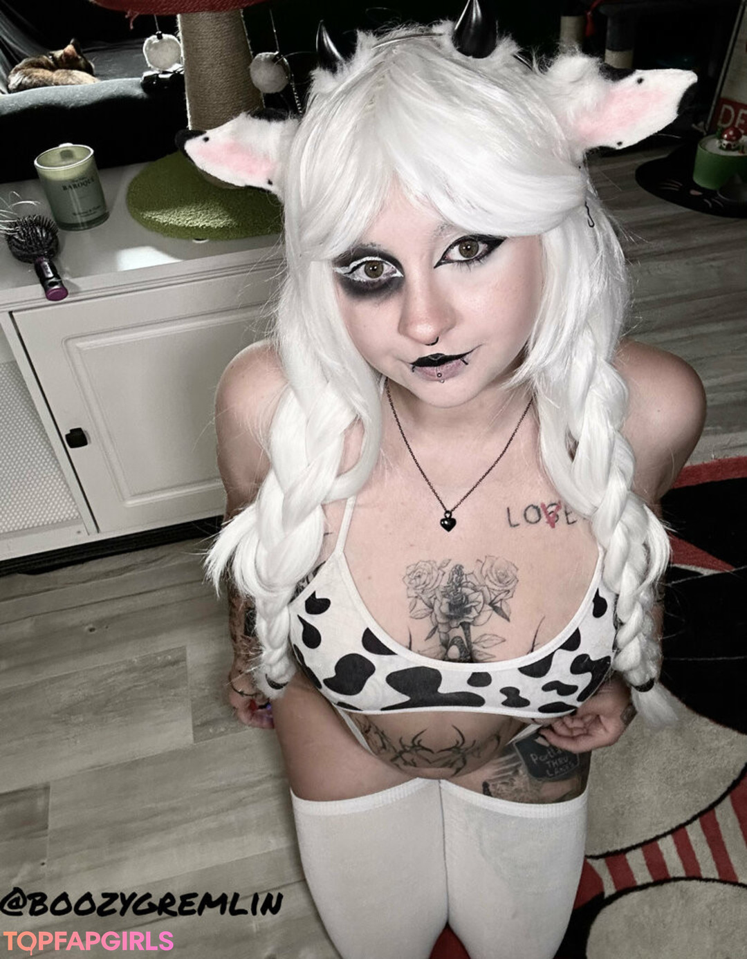 Foto desnuda filtrada de OnlyFans de Boozygremlin #192 Foto desnuda filtrada de OnlyFans de Boozygremlin #192