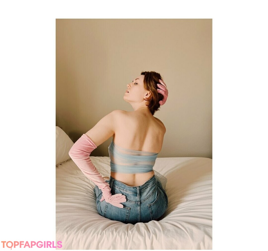 Foto desnuda filtrada de OnlyFans de Girloncinema #199 Foto desnuda filtrada de OnlyFans de Girloncinema #199