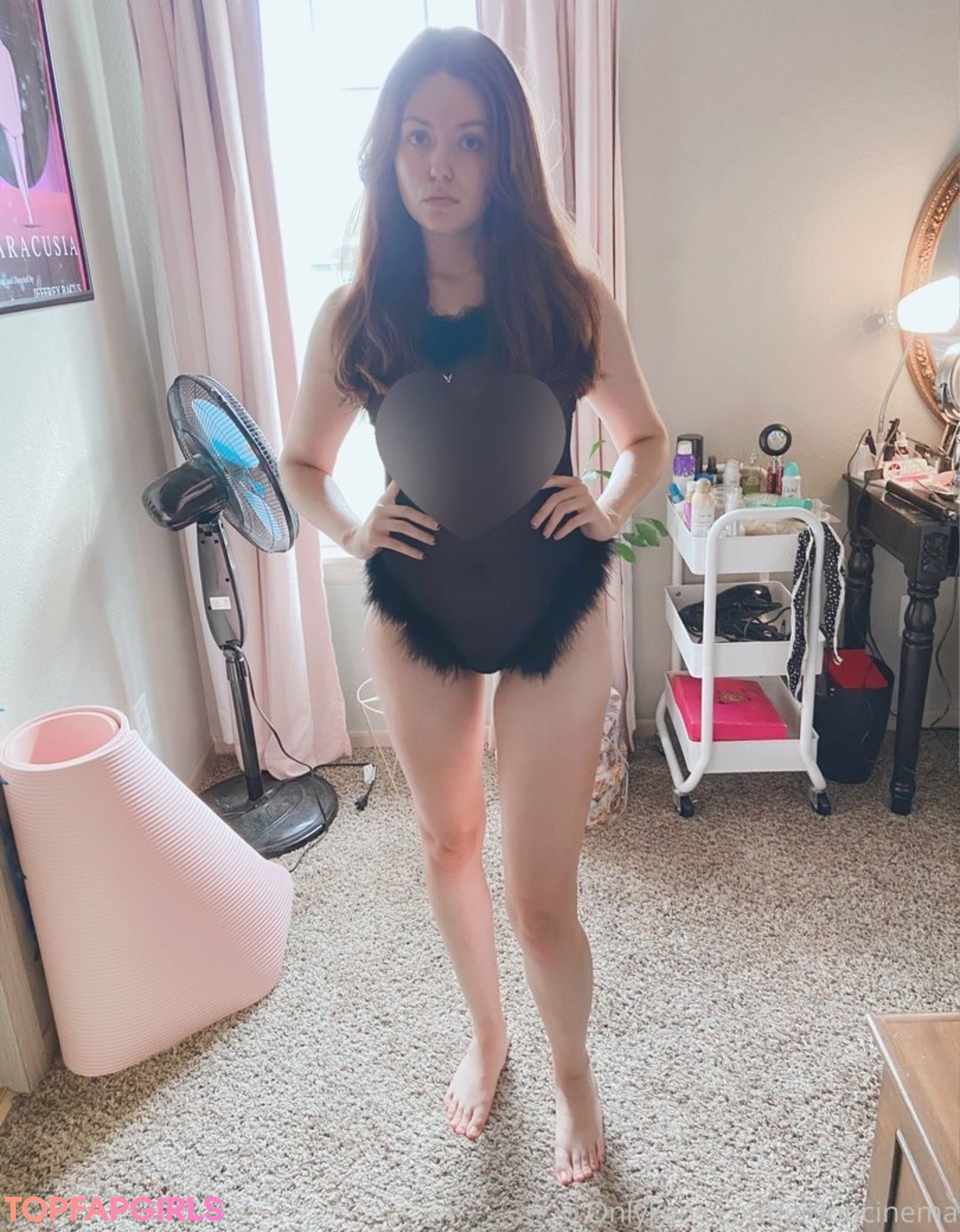 Foto desnuda filtrada de OnlyFans de Girloncinema #56 Foto desnuda filtrada de OnlyFans de Girloncinema #56