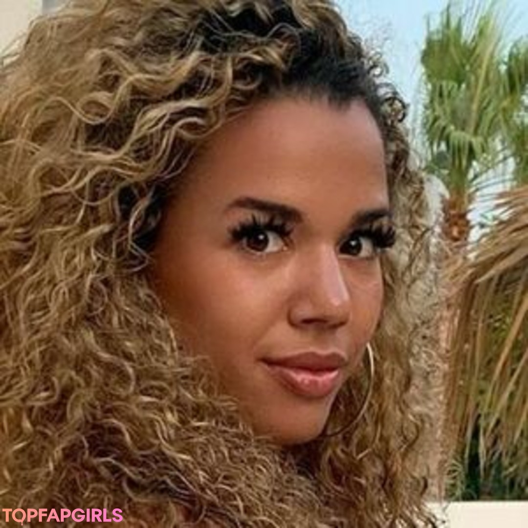 Foto desnuda filtrada de OnlyFans de Fitforcalis #16 Foto desnuda filtrada de OnlyFans de Fitforcalis #16