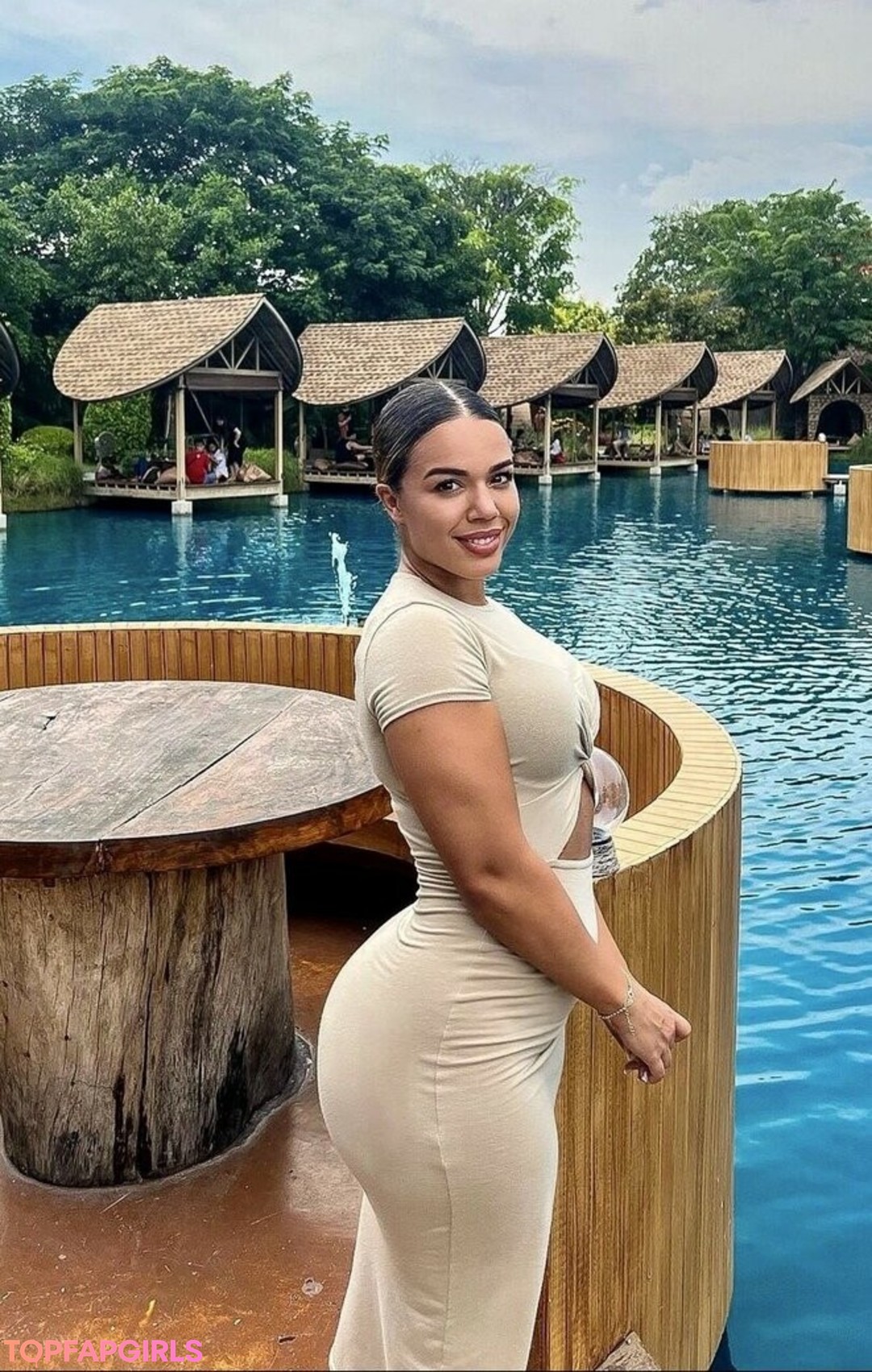 Foto desnuda filtrada de OnlyFans de Fitforcalis #17 Foto desnuda filtrada de OnlyFans de Fitforcalis #17