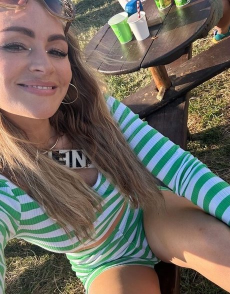 Laura Woods
