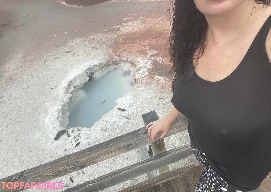 Foto desnuda filtrada de OnlyFans de Dramamamaasmr #60 Foto desnuda filtrada de OnlyFans de Dramamamaasmr #60
