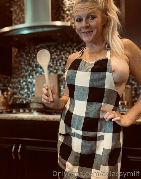 Aclassymilf