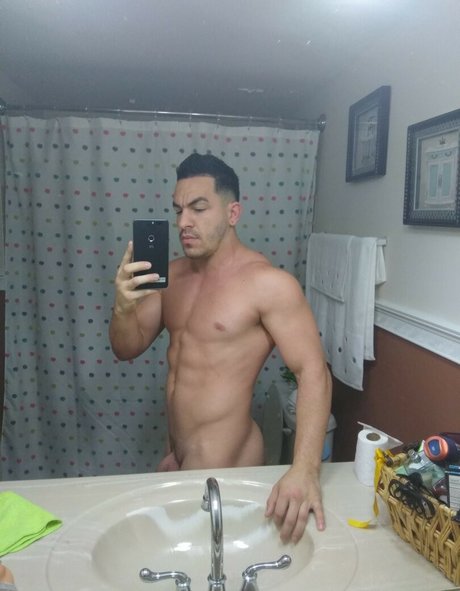 Foto desnuda filtrada de OnlyFans de Petergreenx