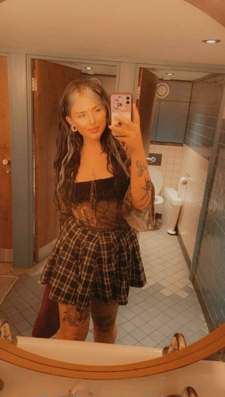 Foto desnuda filtrada de OnlyFans de Edenivyxo