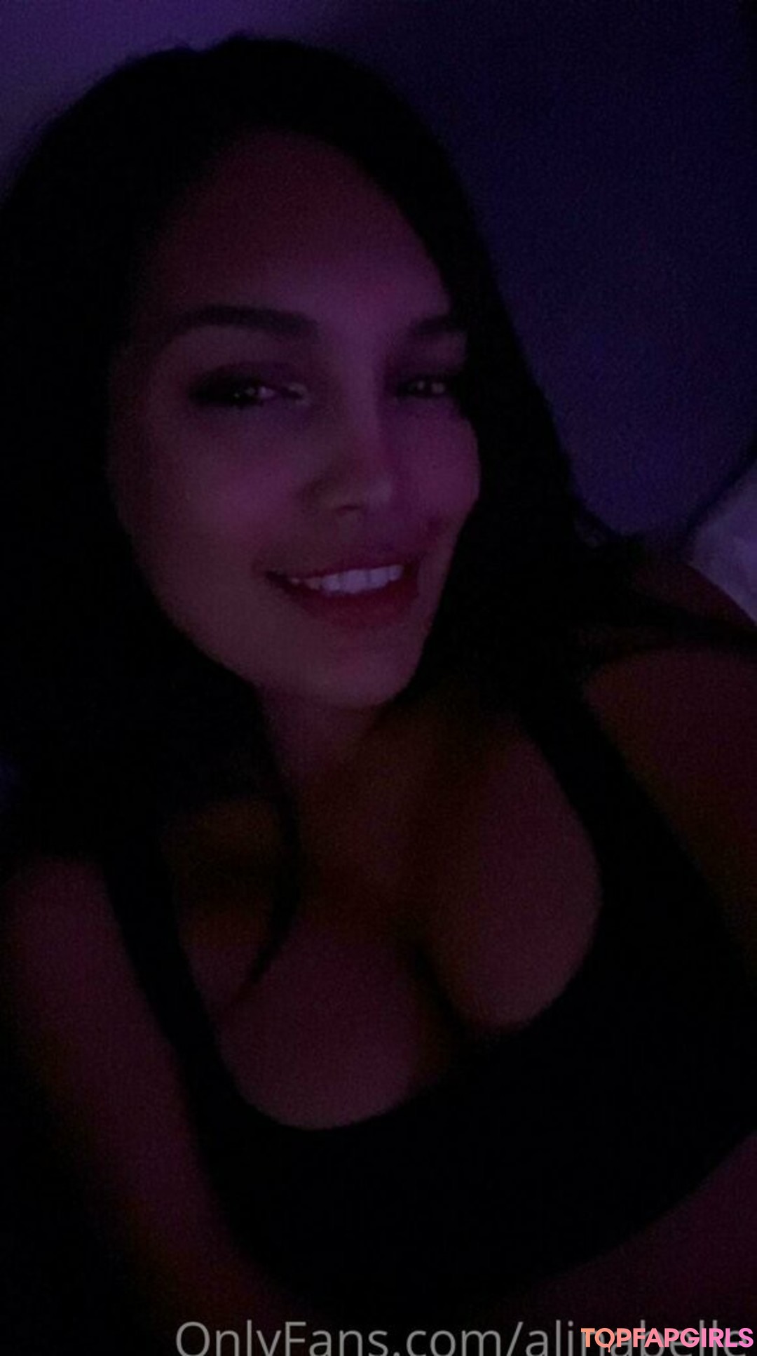 Foto desnuda filtrada de OnlyFans de Alinabelle #564 Foto desnuda filtrada de OnlyFans de Alinabelle #564
