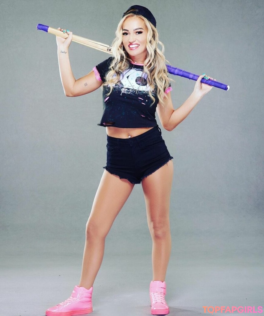 Foto desnuda filtrada de OnlyFans de Alisha Edwards #42 Foto desnuda filtrada de OnlyFans de Alisha Edwards #42