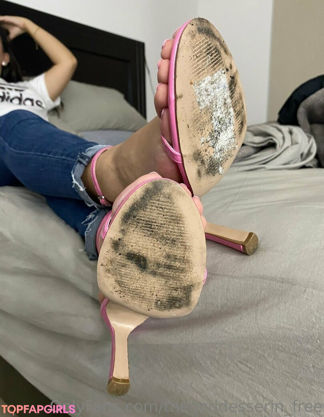 Foto desnuda filtrada de OnlyFans de Thegoddesserinfree #28 Foto desnuda filtrada de OnlyFans de Thegoddesserinfree #28