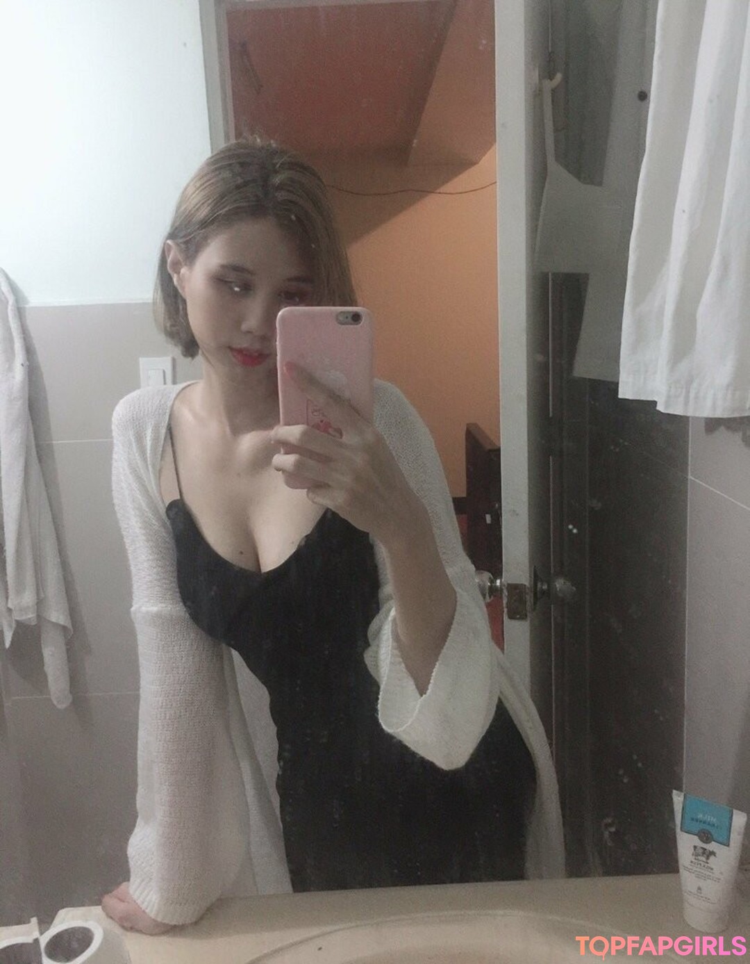 Foto desnuda filtrada de OnlyFans de Kura Oneesan #297 Foto desnuda filtrada de OnlyFans de Kura Oneesan #297