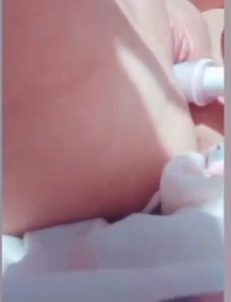 Foto desnuda filtrada de OnlyFans de Kalymne Sampaio
