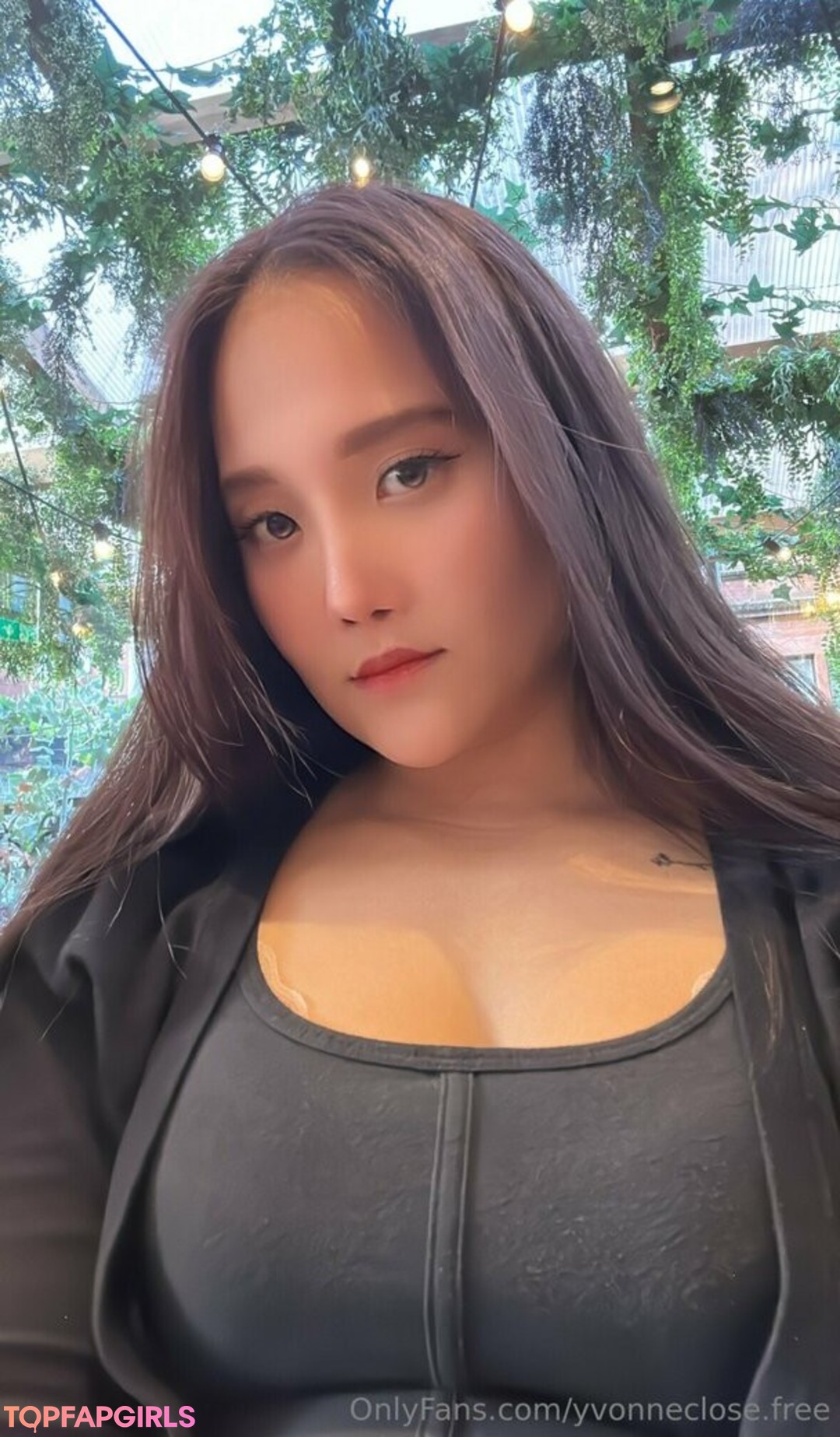 Foto desnuda filtrada de OnlyFans de Yvonneclosefree #19 Foto desnuda filtrada de OnlyFans de Yvonneclosefree #19