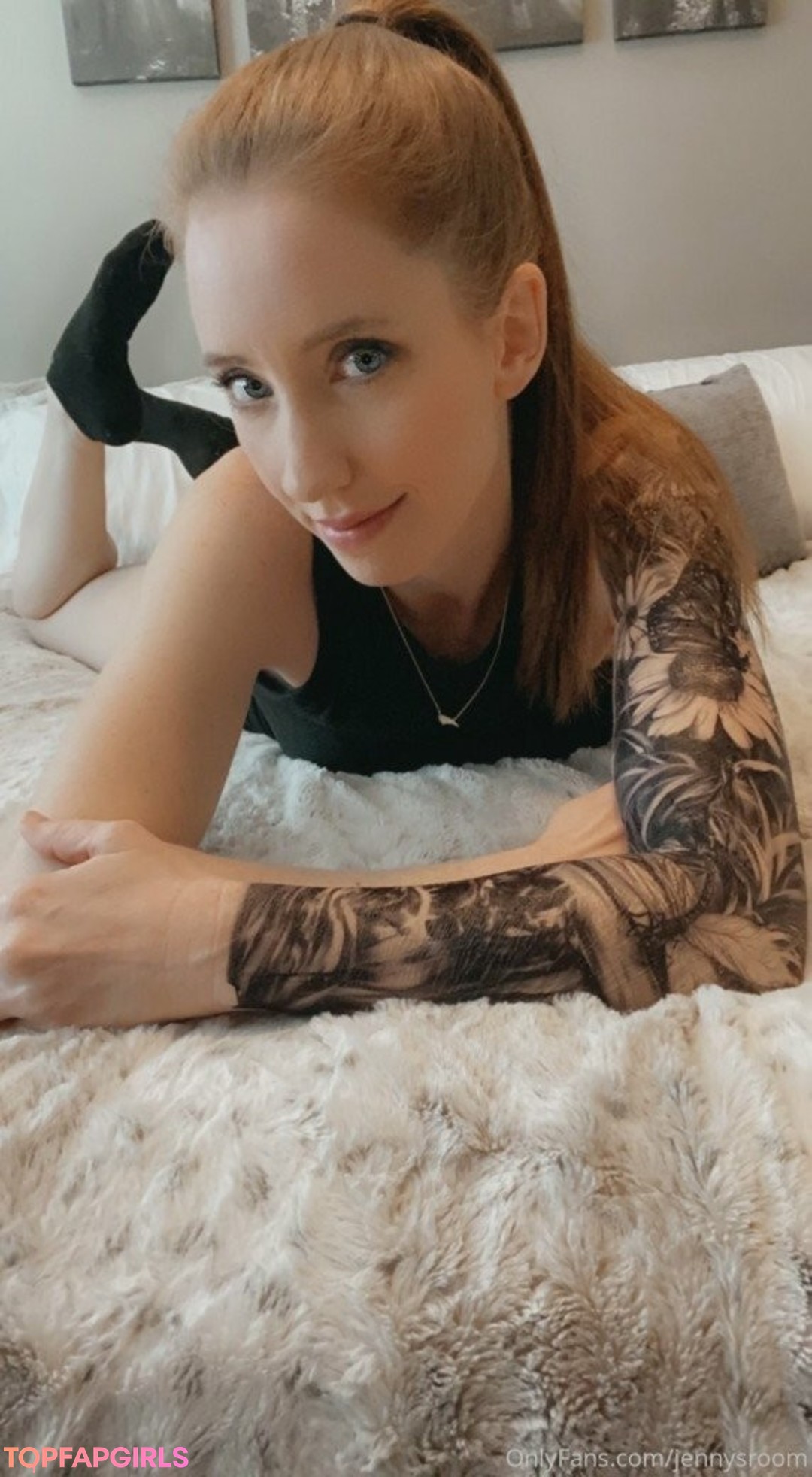 Foto desnuda filtrada de OnlyFans de Jennysroom #129 Foto desnuda filtrada de OnlyFans de Jennysroom #129