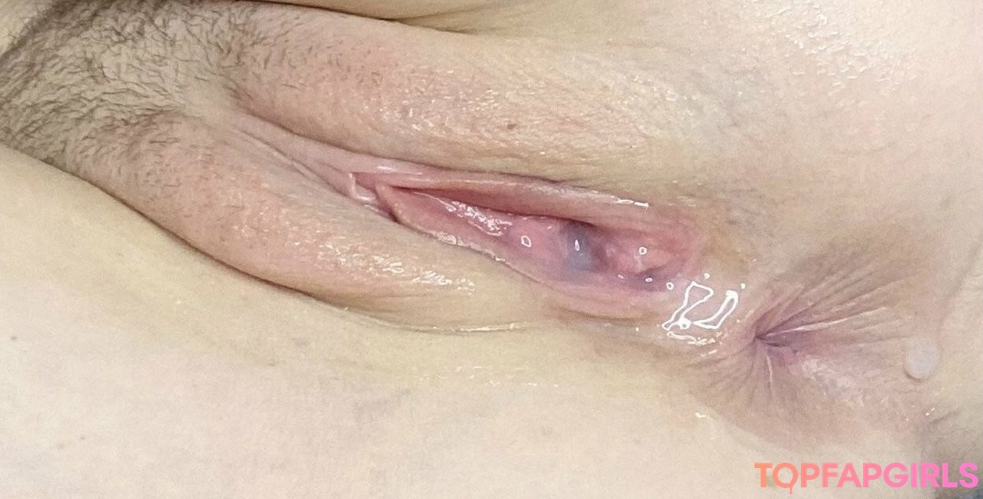 Foto desnuda filtrada de OnlyFans de Jennysroom #30 Foto desnuda filtrada de OnlyFans de Jennysroom #30