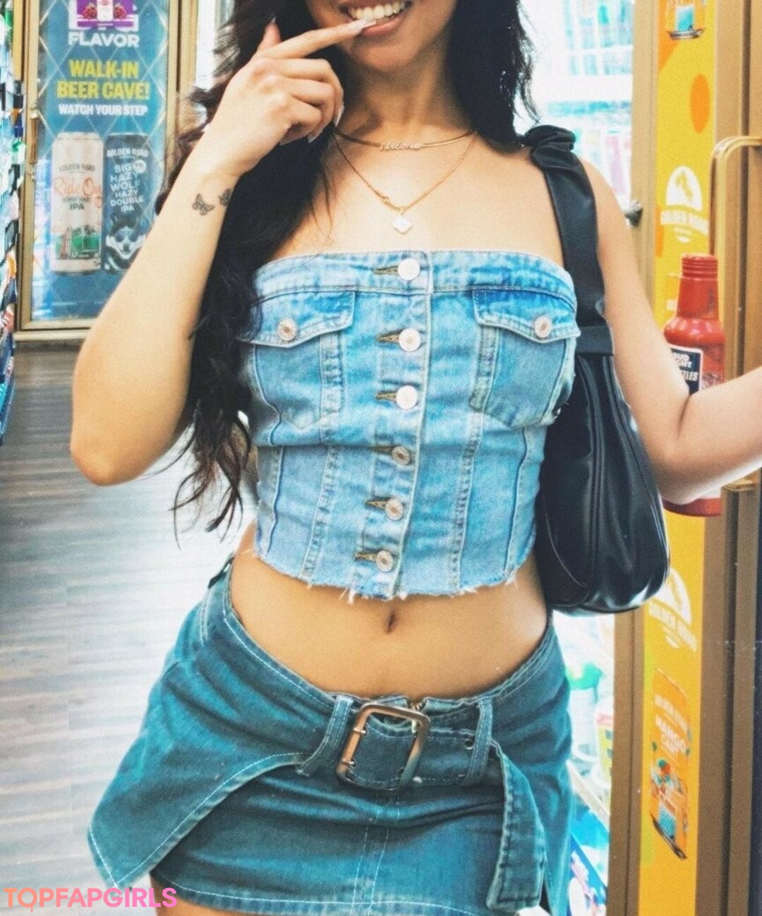 Foto desnuda filtrada de OnlyFans de Alyanna Joelle #241 Foto desnuda filtrada de OnlyFans de Alyanna Joelle #241