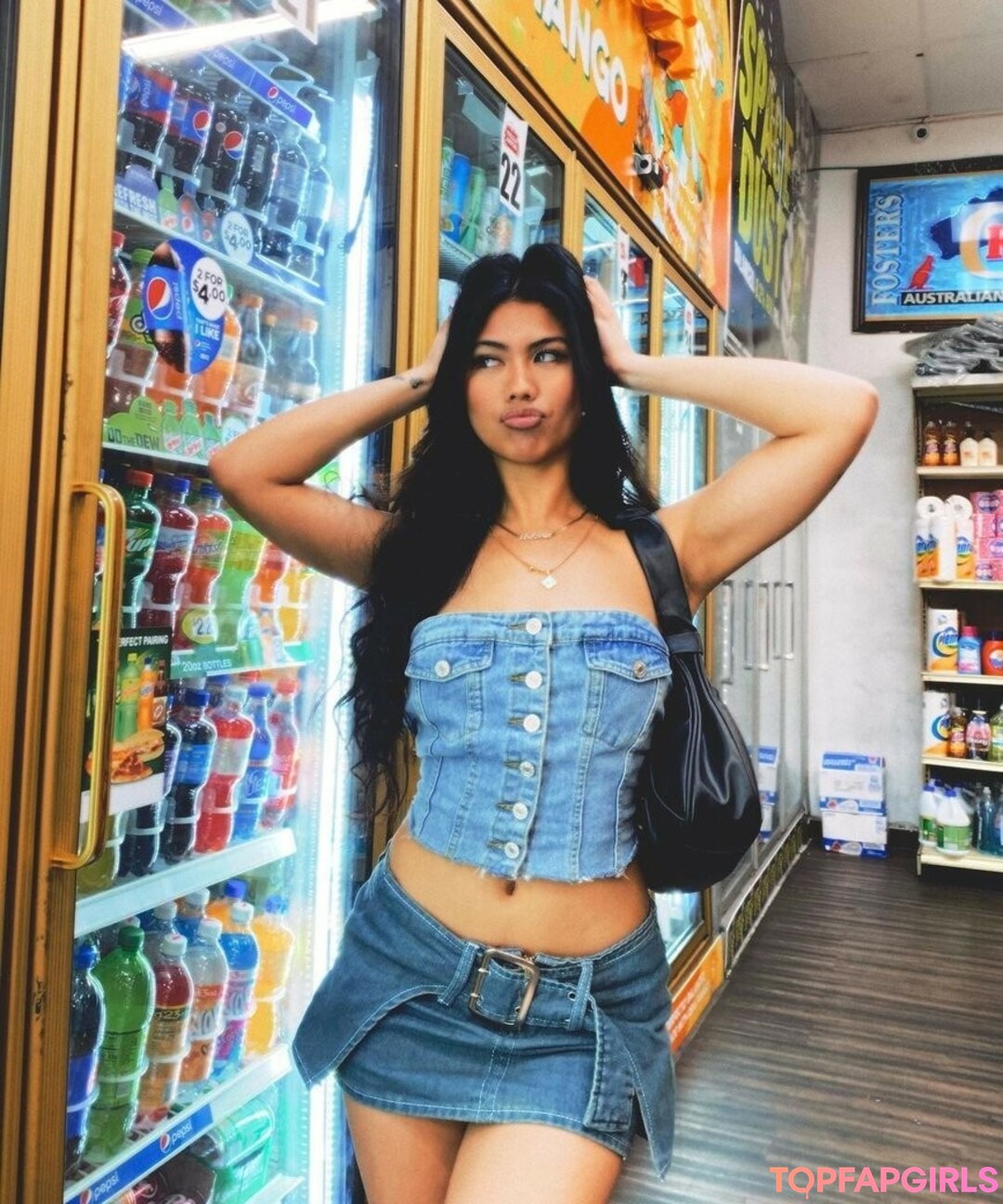 Foto desnuda filtrada de OnlyFans de Alyanna Joelle #247 Foto desnuda filtrada de OnlyFans de Alyanna Joelle #247