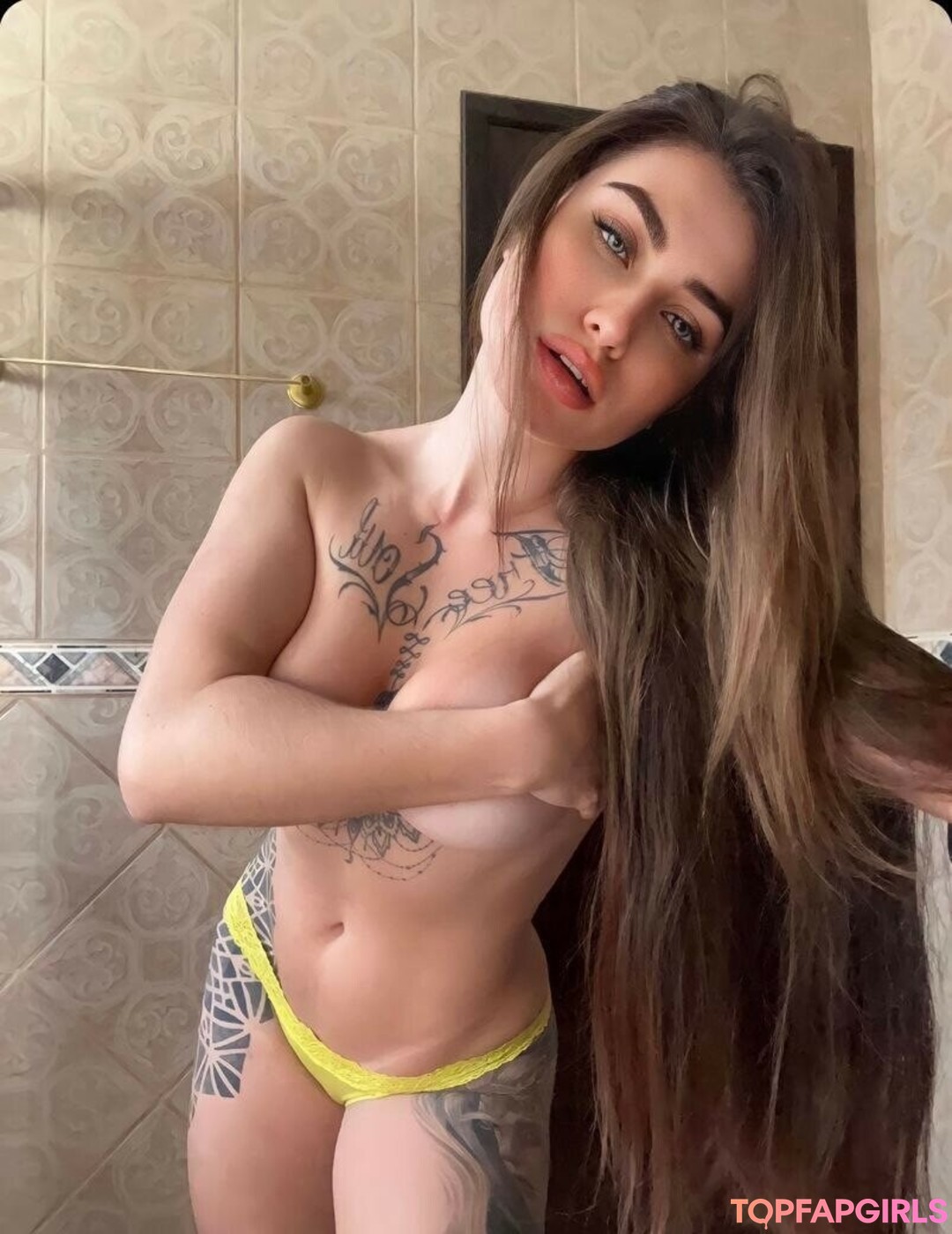 Foto desnuda filtrada de OnlyFans de Julia Govea #202 Foto desnuda filtrada de OnlyFans de Julia Govea #202